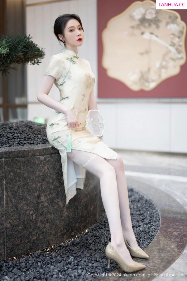 梦心玥  [XiuRen]高清写真图 2024.05.07 No.8497 梦心玥 丝袜美腿第6张图片